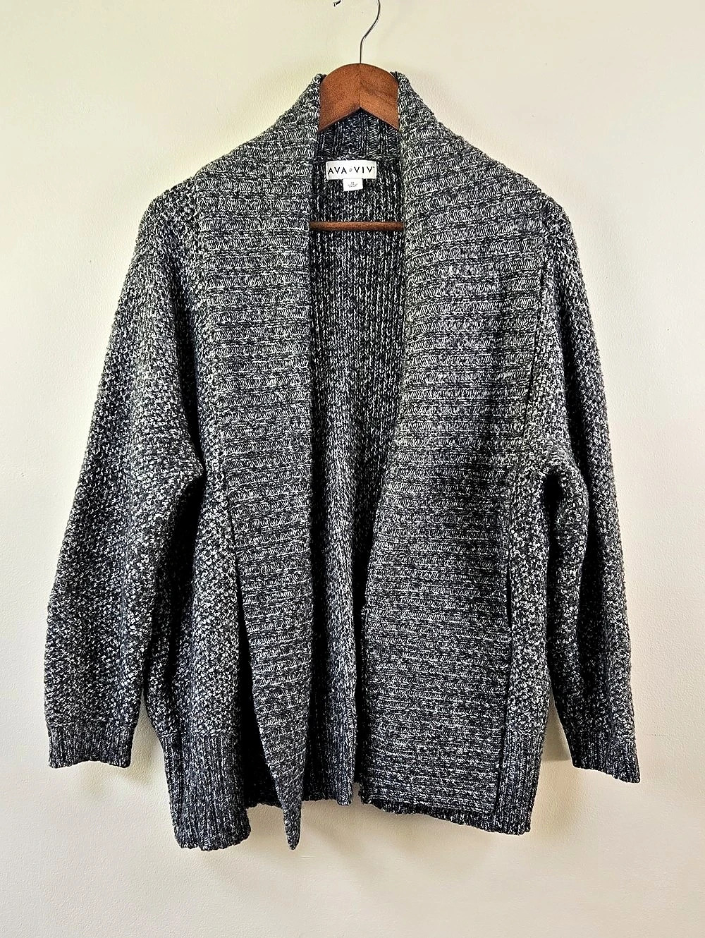 Marled Knit Cardigan in Gray & White 2X